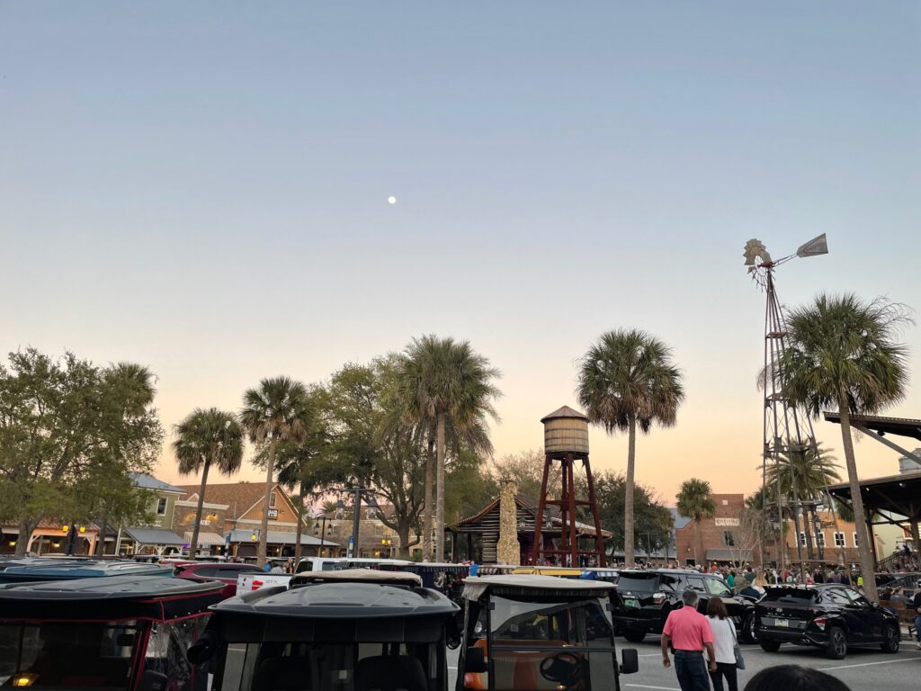 Best restaurants in The Villages Brownwood