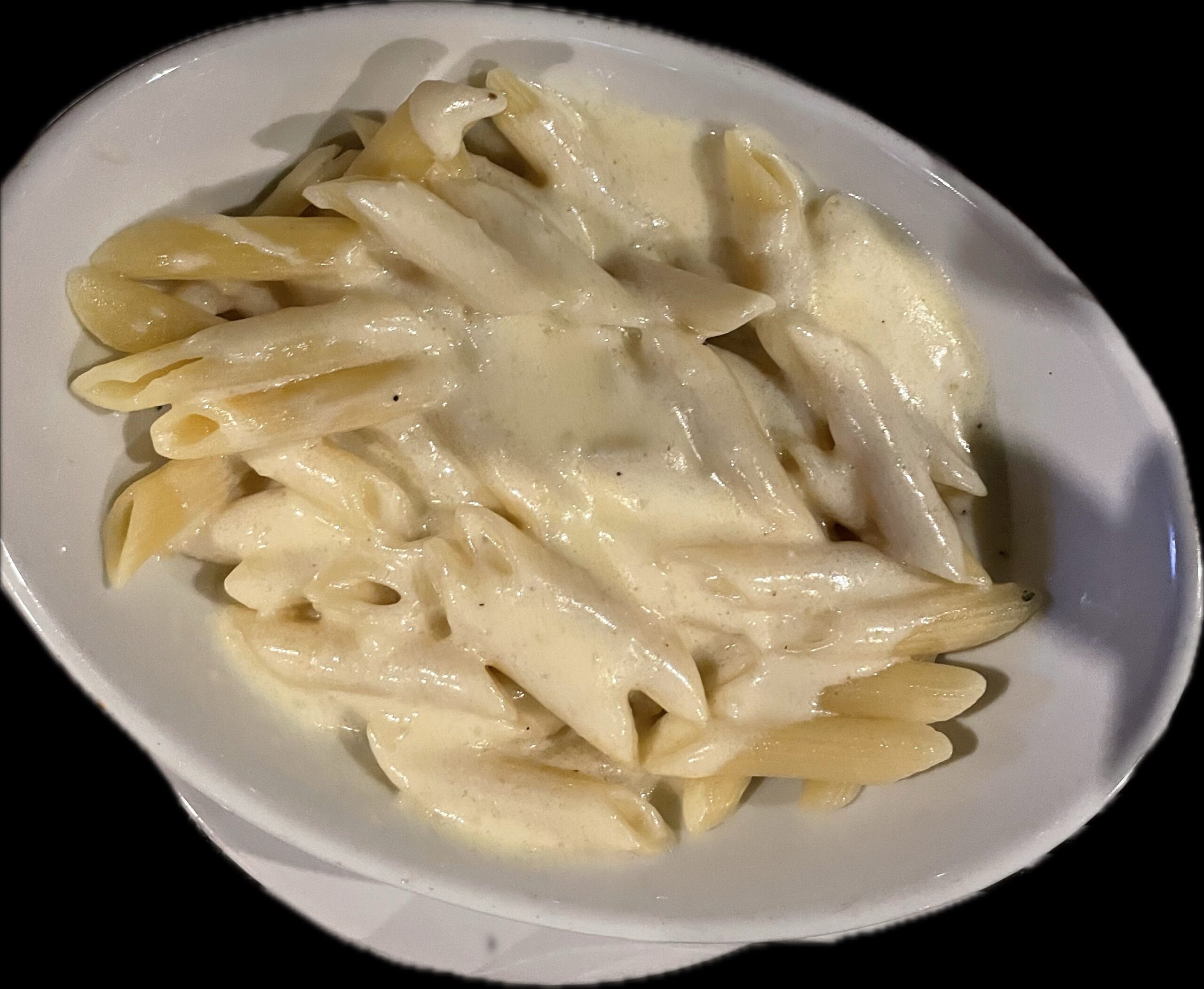 Mezza Luna pasta Alfredo featured in Piesanos vs Mezza Luna The Villages review