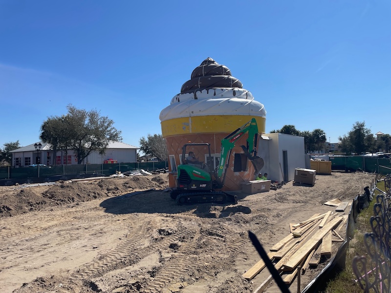 Tasty Treat construction site on 466A near Pinellas Plaza showing cone-shaped building from a distance