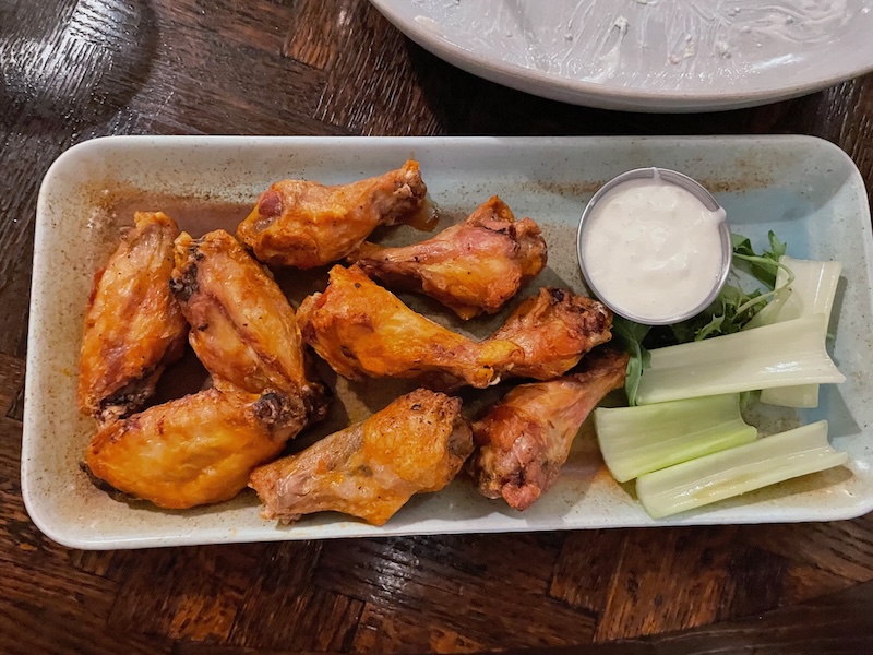 Crispy chicken wings